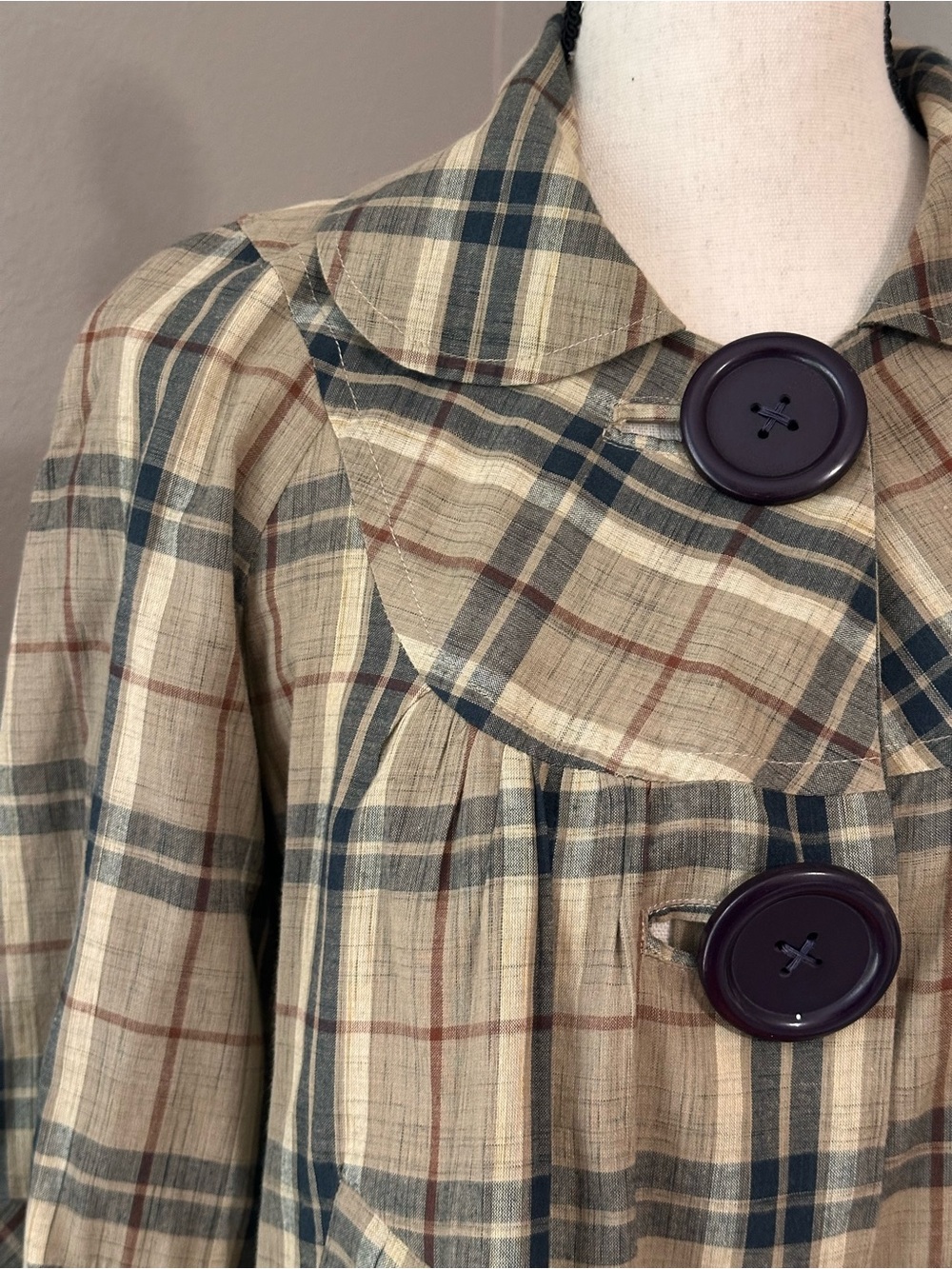 Plaid Cropped Trendy Women’s Sz M Cotton Blazer Large Front Buttons Beige Green - Picture 2 of 5